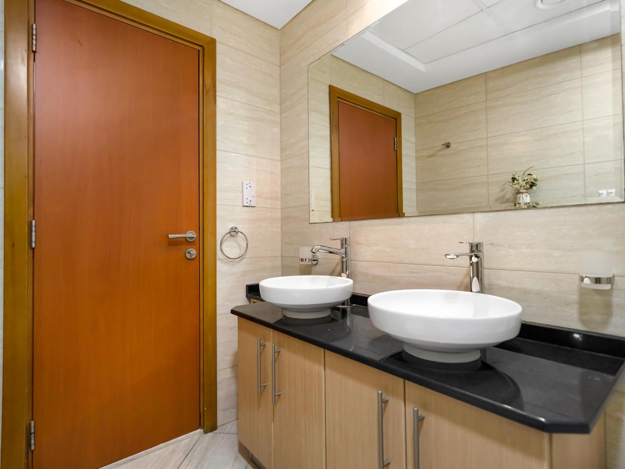 Apartment Sensational Direct Sea, Ain View And Palm Jumeirah In Marina *