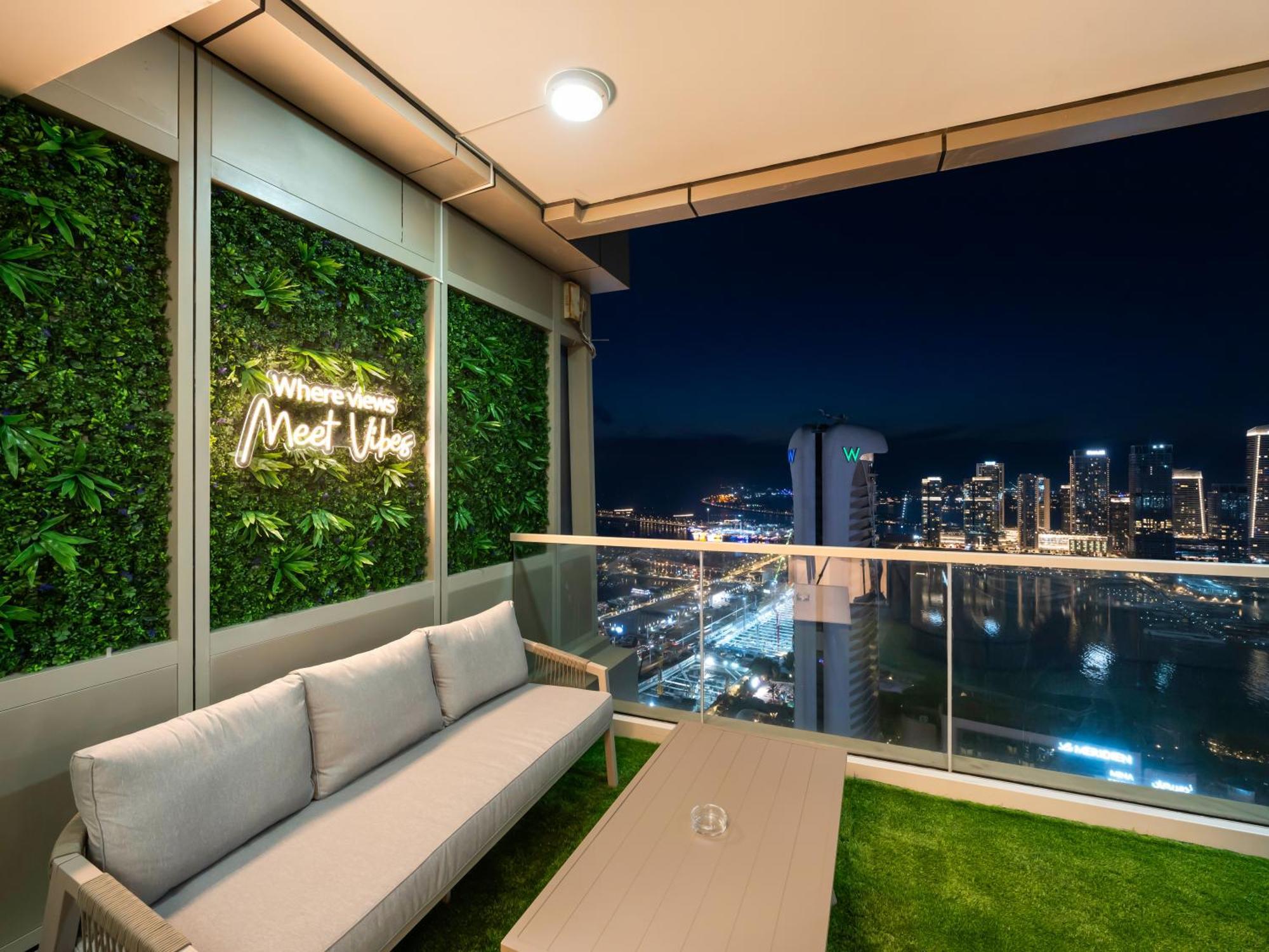 Sensational Direct Sea, Ain View And Palm Jumeirah In Marina *