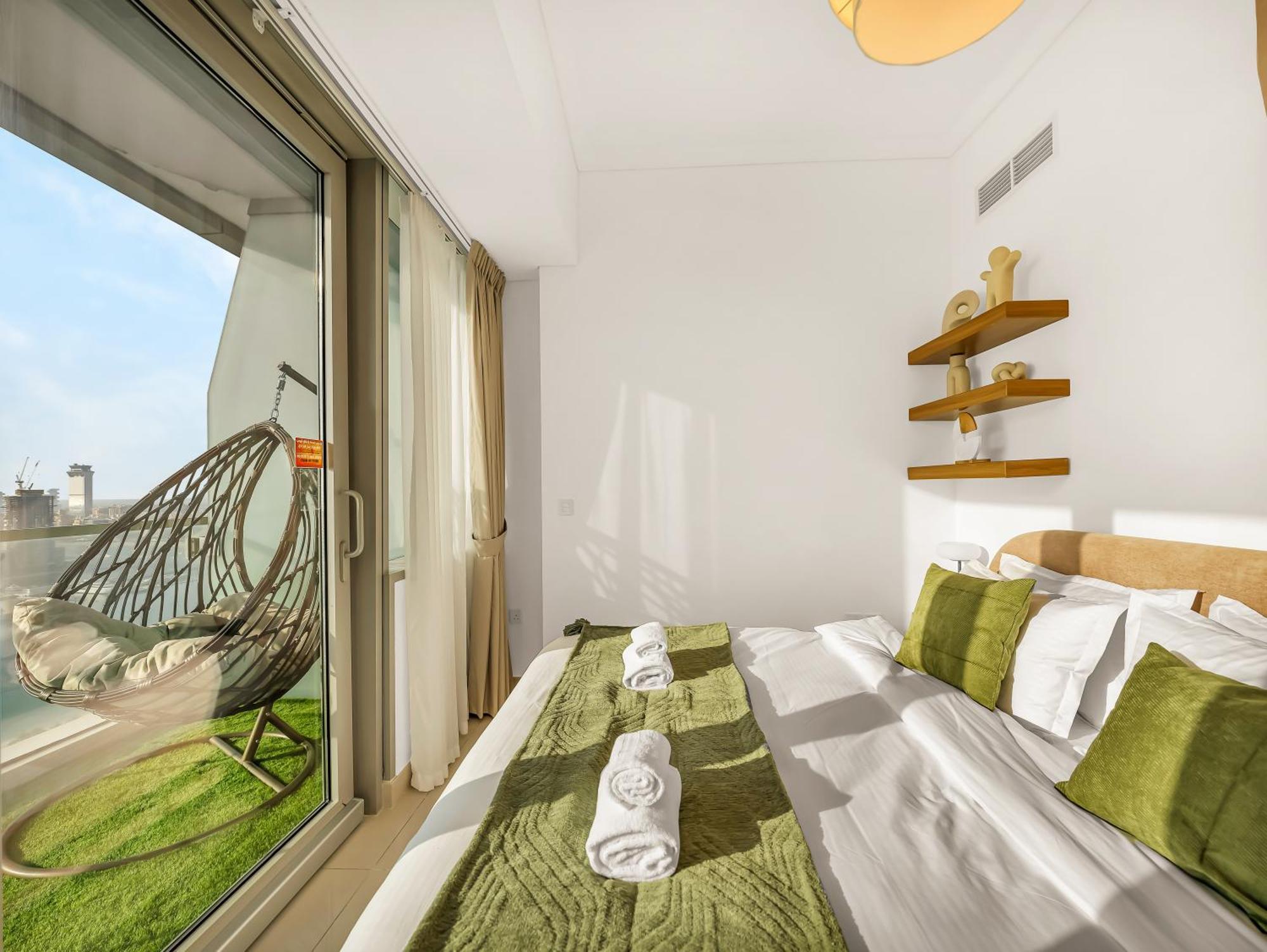 Sensational Direct Sea, Ain View And Palm Jumeirah In Marina *