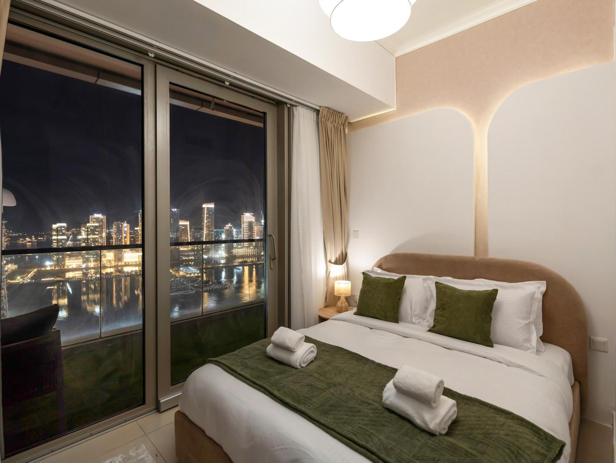 Apartment Sensational Direct Sea, Ain View And Palm Jumeirah In Marina *