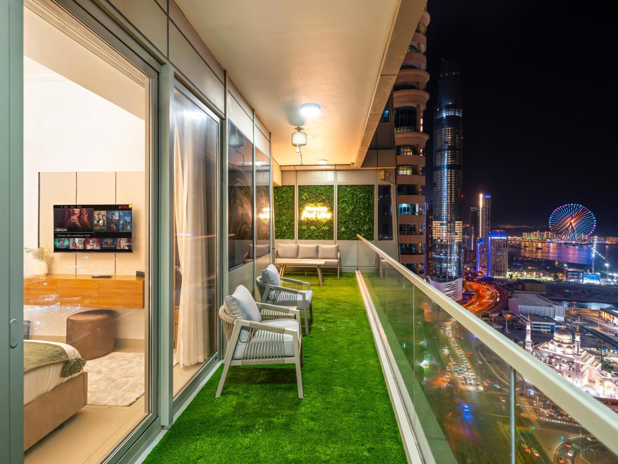 Sensational Direct Sea, Ain View And Palm Jumeirah In Marina *