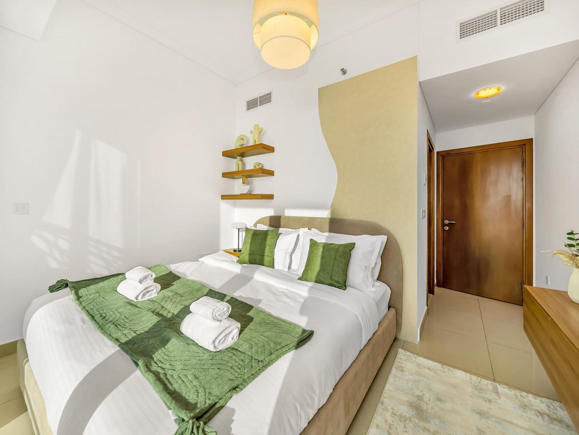 Apartment Sensational Direct Sea, Ain View And Palm Jumeirah In Marina