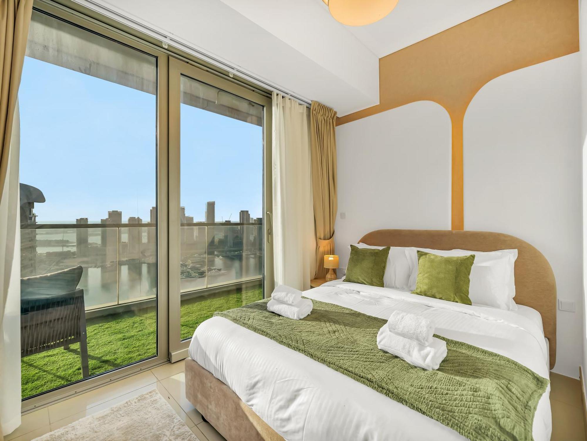 Sensational Direct Sea, Ain View And Palm Jumeirah In Marina Apartment *